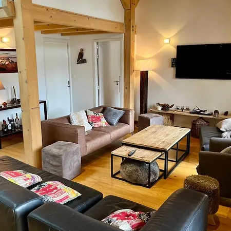 Chalet Chalet Of 235 M2 With Balcony Garden In Chamonix