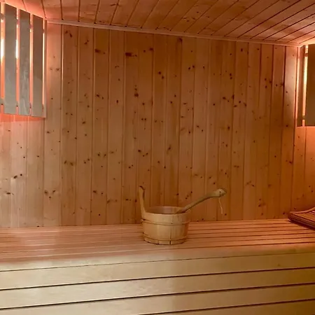 Chalet Of 235 M2 With Balcony Garden In * Chamonix