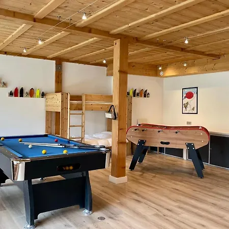Chalet Of 235 M2 With Balcony Garden In Chamonix