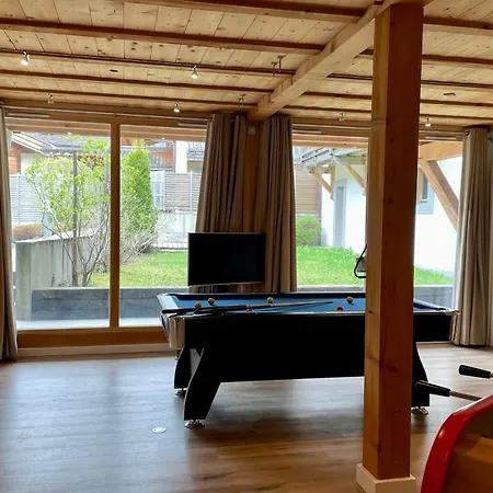 Chalet Of 235 M2 With Balcony Garden In *
